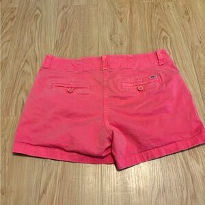 Vineyard Vines Shorts Women’s 6 pockets and belt loops
